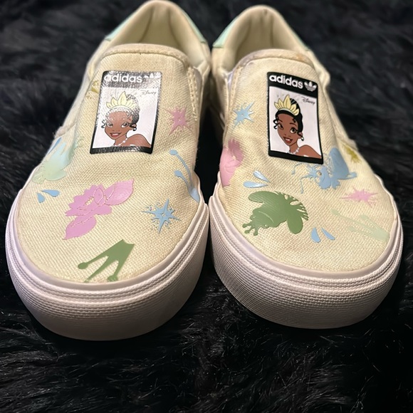 DISNEY x Court Rallye 'THE PRINCESS and the FROG Slip In Shoes GirlsSz 2 TIANA - Picture 7 of 15